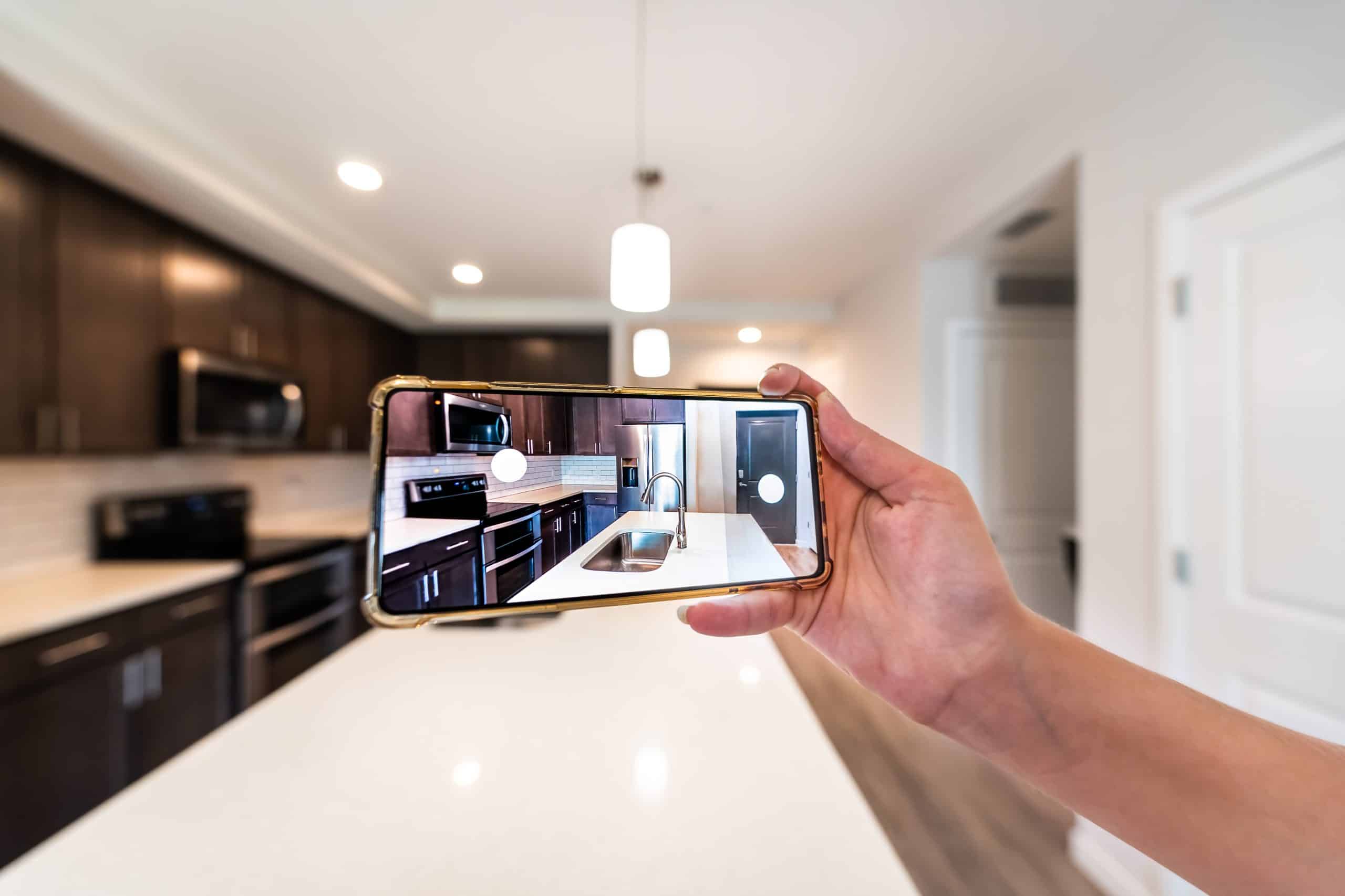 Close Faster: Smartphone Video Tours That Turn Browsers into Buyers