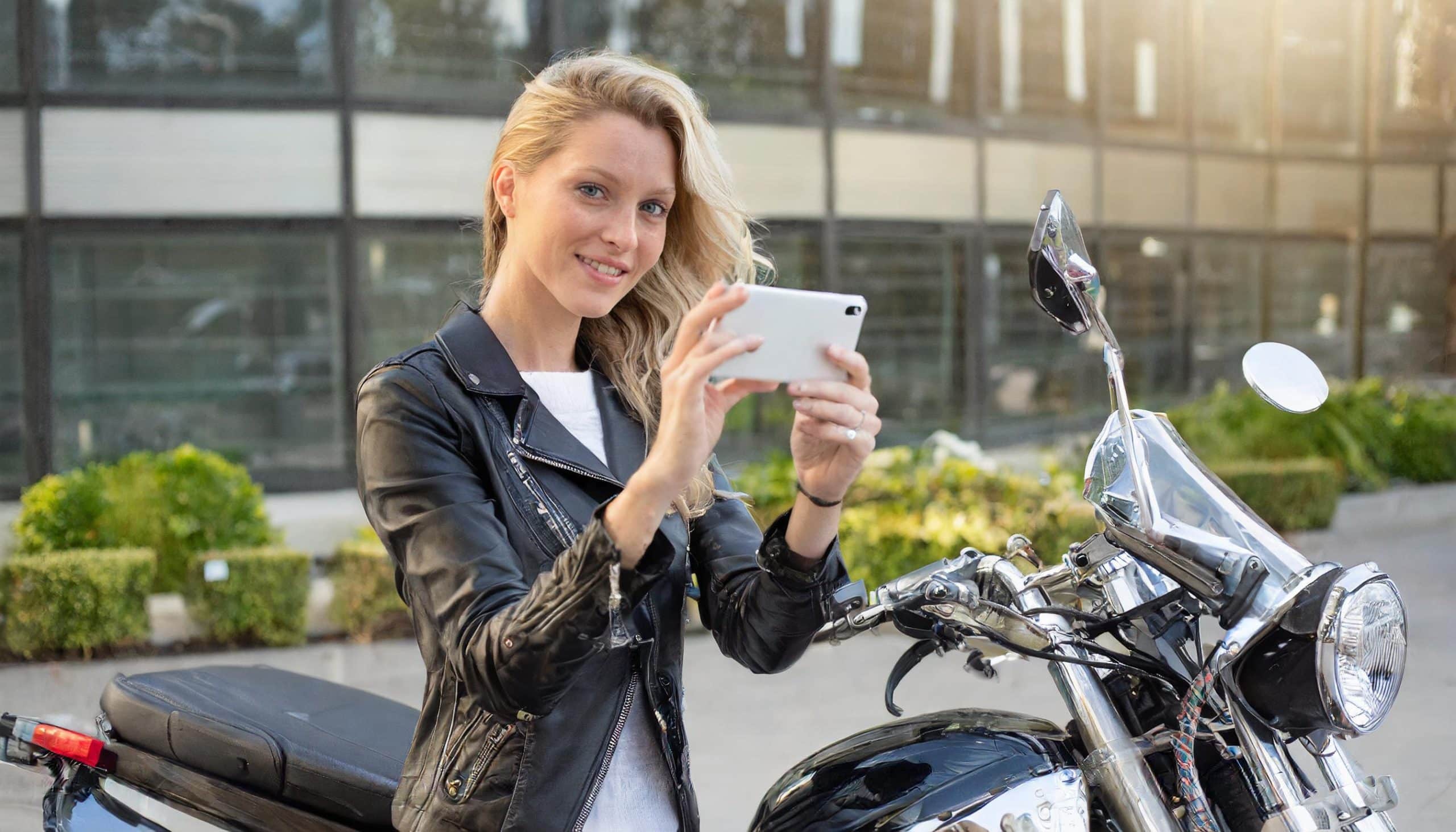 Make Your Product Pop: Create a Scroll‑Stopping Short Video Ad With Your Phone