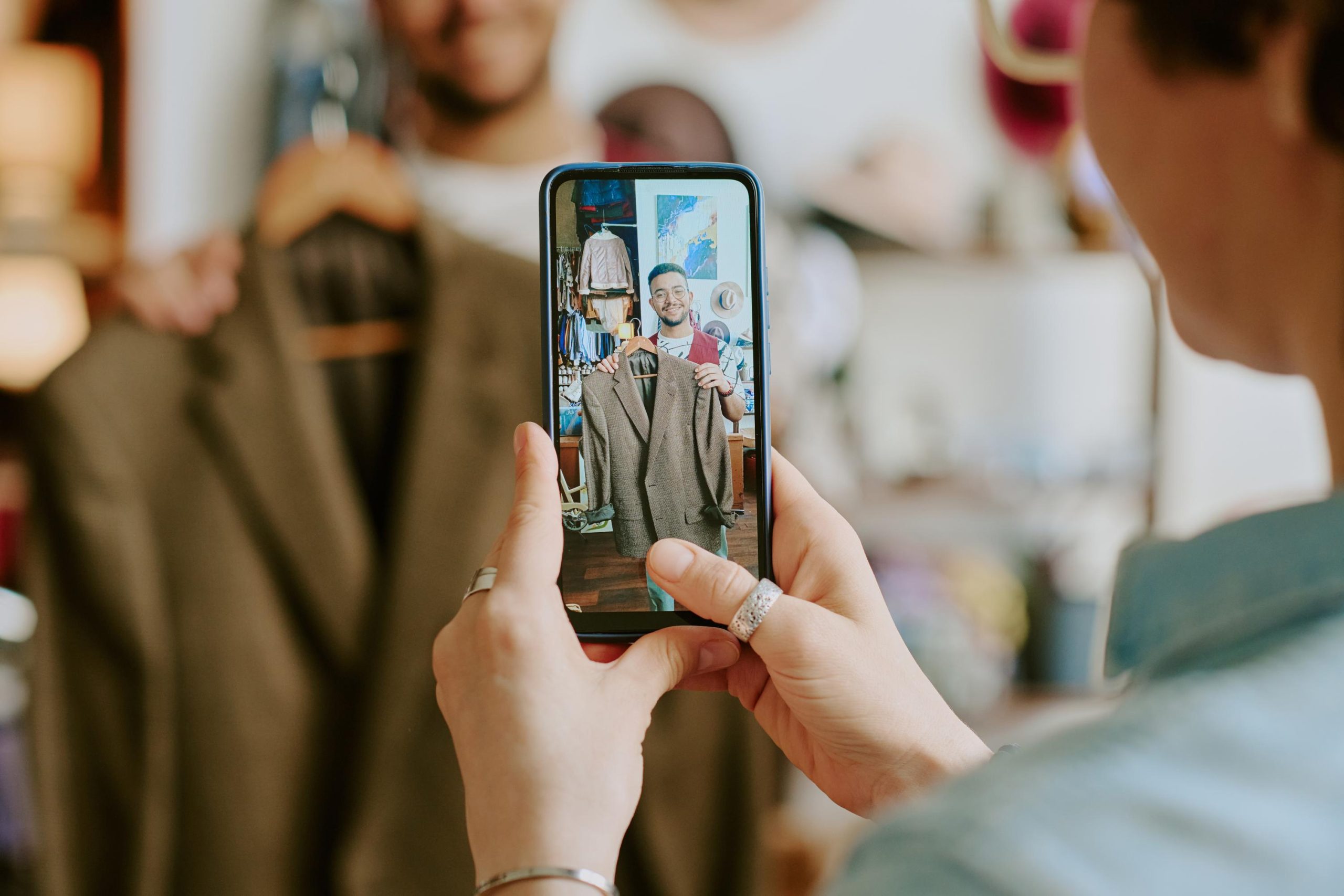 Grab Your Phone. Grow Your Sales: Smartphone Video Marketing for Small Businesses